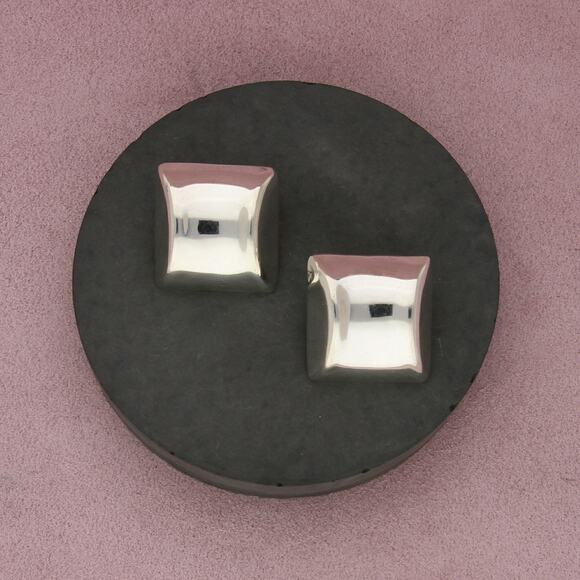 Sterling Jewelry - taxco mexico sterling silver vintage concave square clip-on earrings
